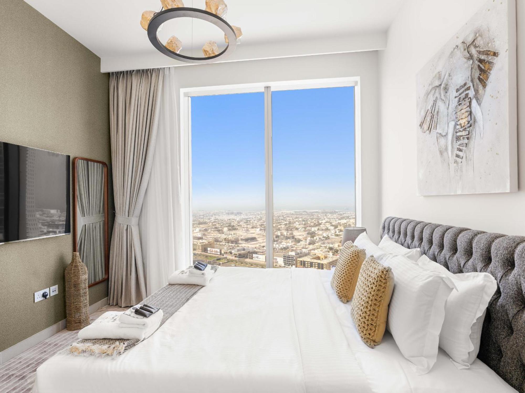 Elegant 2br In Forte, Downtown- 32